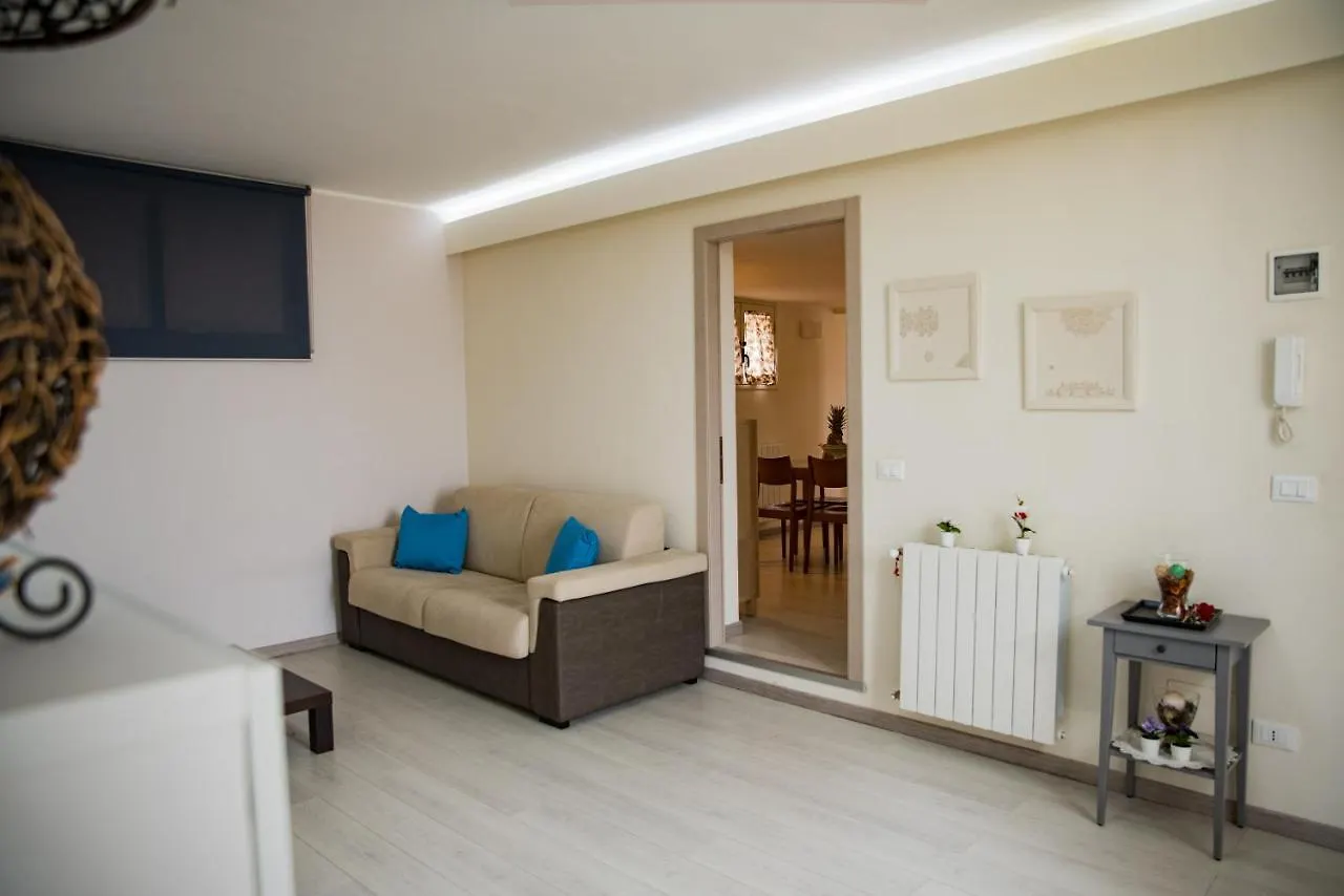Alessia Apartment Panoramic View Katania
